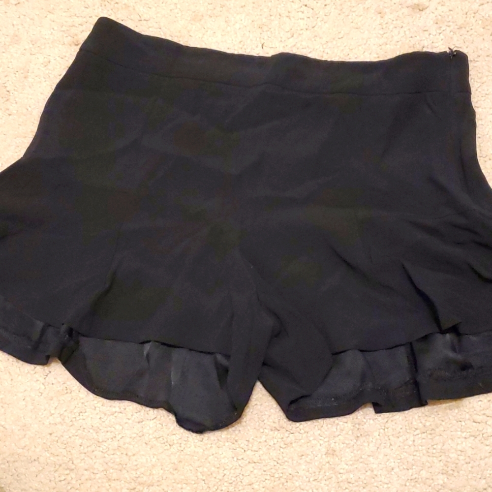 Zara woman short